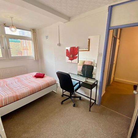 Cosy 3 Bed Apt, Old Truman Brewery! Brick Lane, London, E1 المظهر الخارجي الصورة