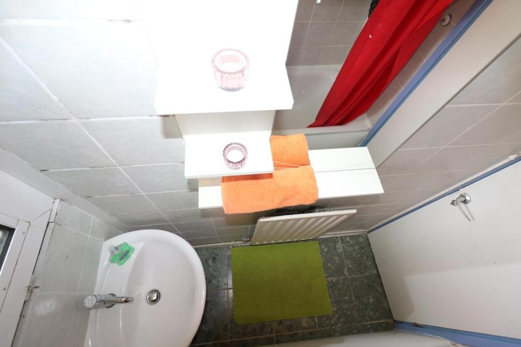 Cosy 3 Bed Apt, Old Truman Brewery! Brick Lane, London, E1 المظهر الخارجي الصورة
