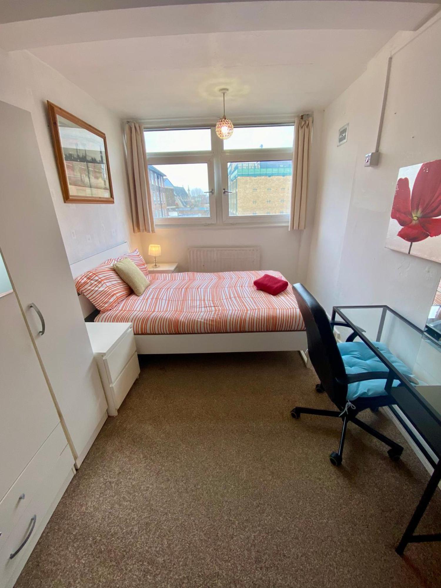 Cosy 3 Bed Apt, Old Truman Brewery! Brick Lane, London, E1 المظهر الخارجي الصورة
