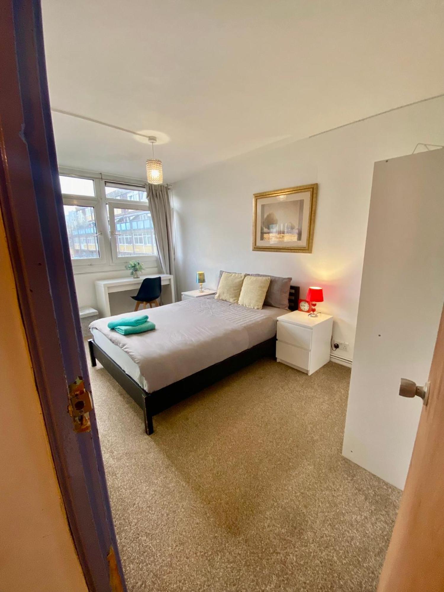 Cosy 3 Bed Apt, Old Truman Brewery! Brick Lane, London, E1 المظهر الخارجي الصورة